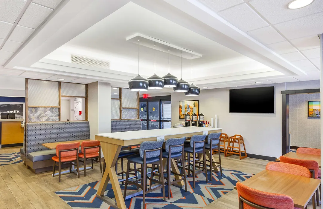 Hampton Inn Mebane-1